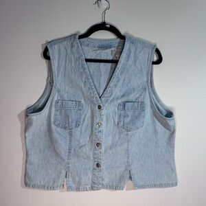 Studio Ease Woman Light Wash Denim Vest Button Front Plus Size 16W